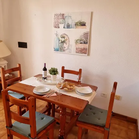 Apartamento Studio No 1 Directly On The And Sea, Terrace, Heated Pool, Wifi